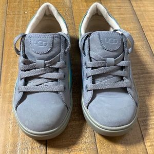 UGG Kid's Zilo Chromatic Sneaker (grey) Kids size 13